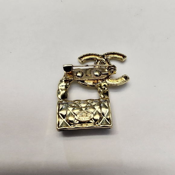 Upcycled CC Black & Gold-Colored Brooch - Picture 3 of 4